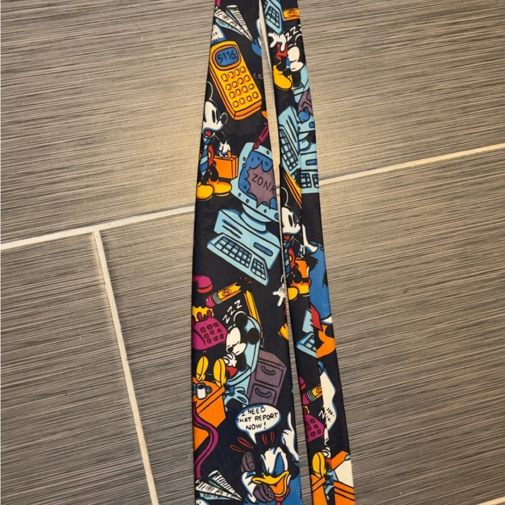 Colorful Vintage Mickey Mouse and Donald Duck Disney Cartoon Character Necktie